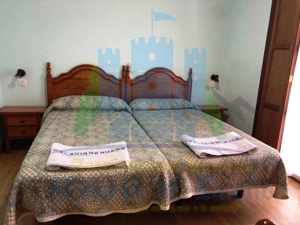 Apartamentos Palacio Bueno โกลุงกา ภายนอก รูปภาพ